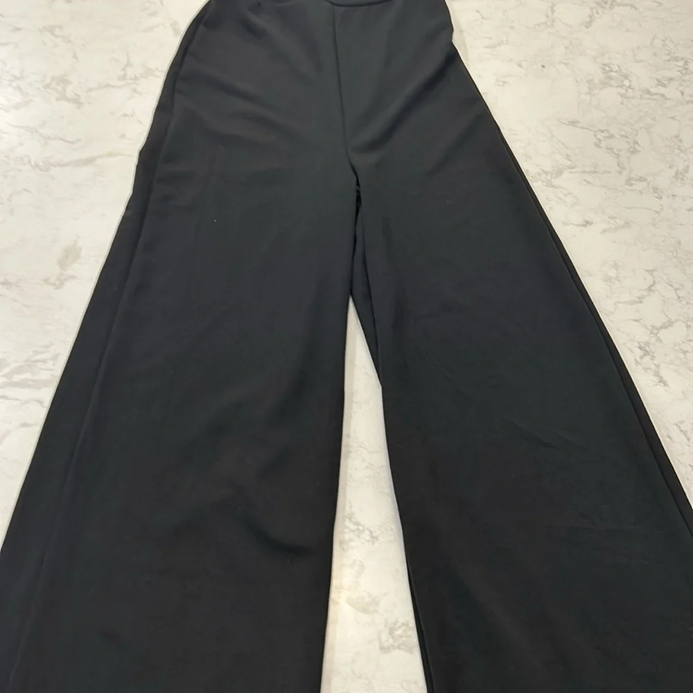 Lulus - Thinking Out Loud Black Backless Jumpsuit - Size Small NWT‎